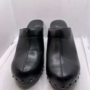 Dansko Black Leather Women's Mules